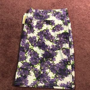 XS LULAROE CASSIE